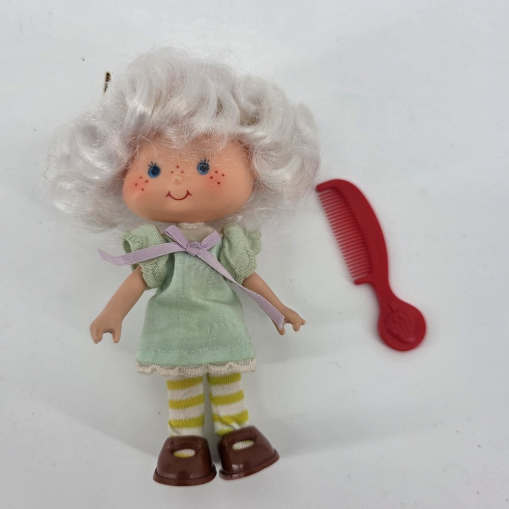 Vtg 80s Kenner Strawberry Shortcake Friend Angel Cake Doll 5.5"